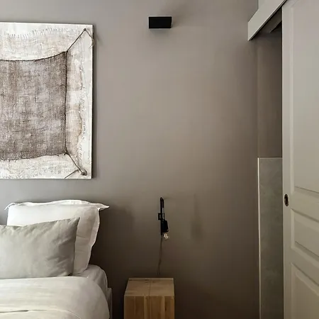 Apartman Romantic Montmartre - Bright - *